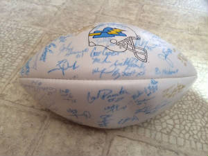 91ThunderSignedBall3.jpg