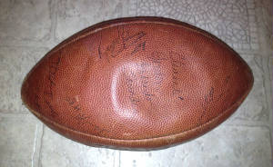 91Thundersignedball5bkrs.jpg