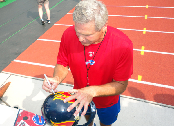 CoachDsigningrs.jpg